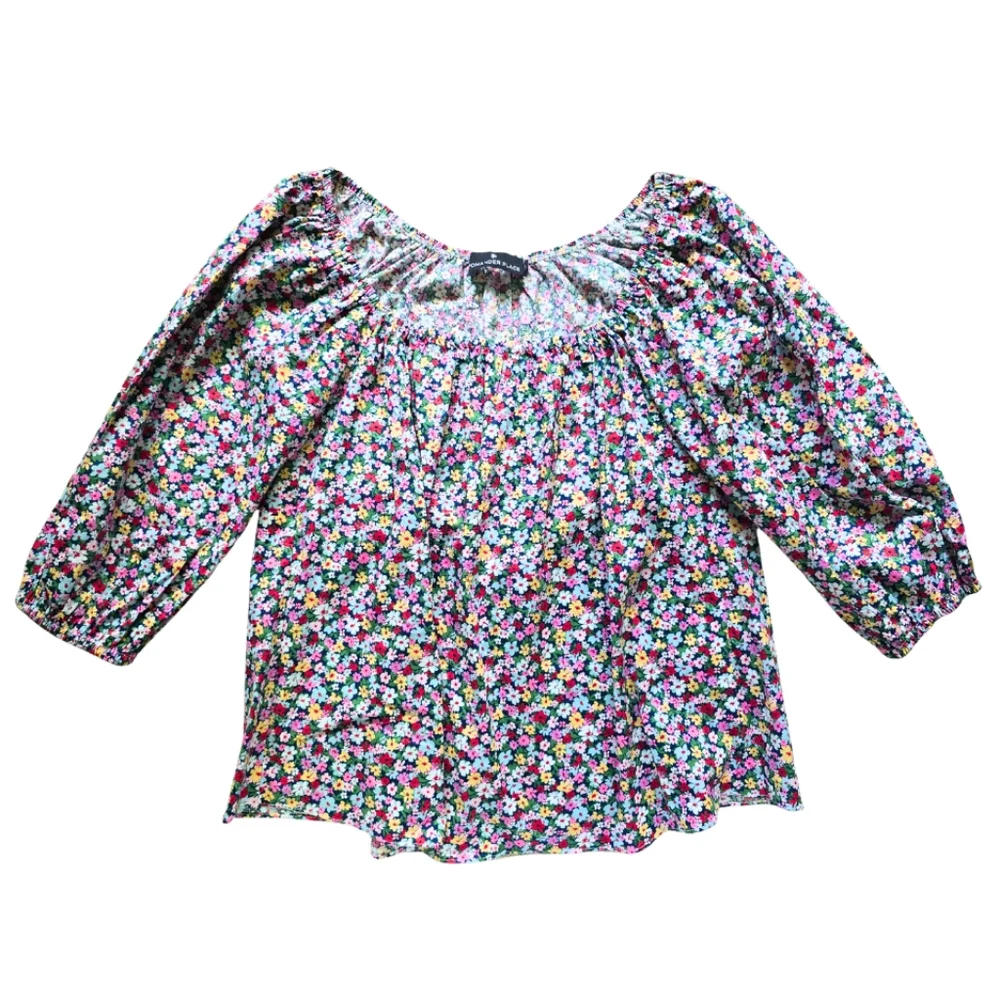 TUCKERNUCK Pomander Place Ditsy Floral Brooks Blouse Size Small